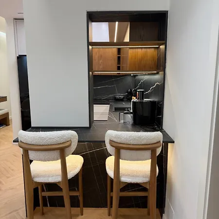 Botanic Zoo Luxury 2br With Free Parking 公寓 地拉那