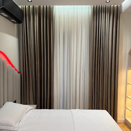 Botanic Zoo Luxury 2br With Free Parking Apartmán *