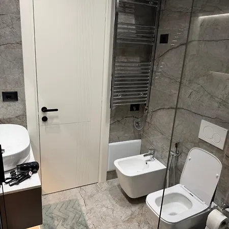 Botanic Zoo Luxury 2br With Free Parking * 地拉那